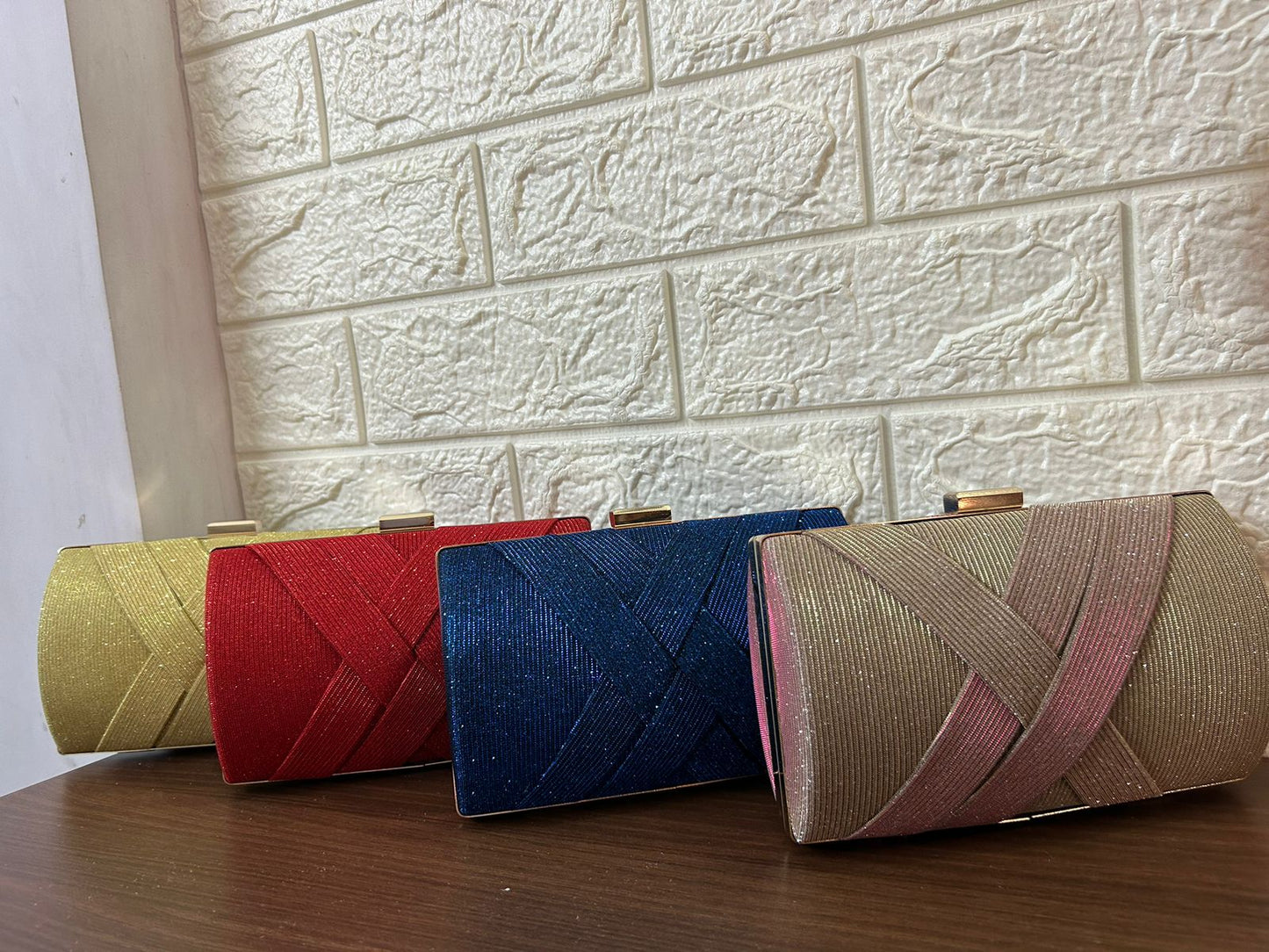 Elegant Tassel Silk Evening Clutch Handbag – Perfect for Parties, Weddings & Night Outs